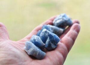 blue aventurine crystal stone meaning and properties